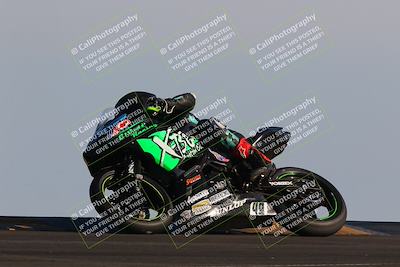 media/Dec-04-2022-CVMA (Sun) [[e38ca9e4fc]]/Race 12 500 Supersport-350 Supersport/